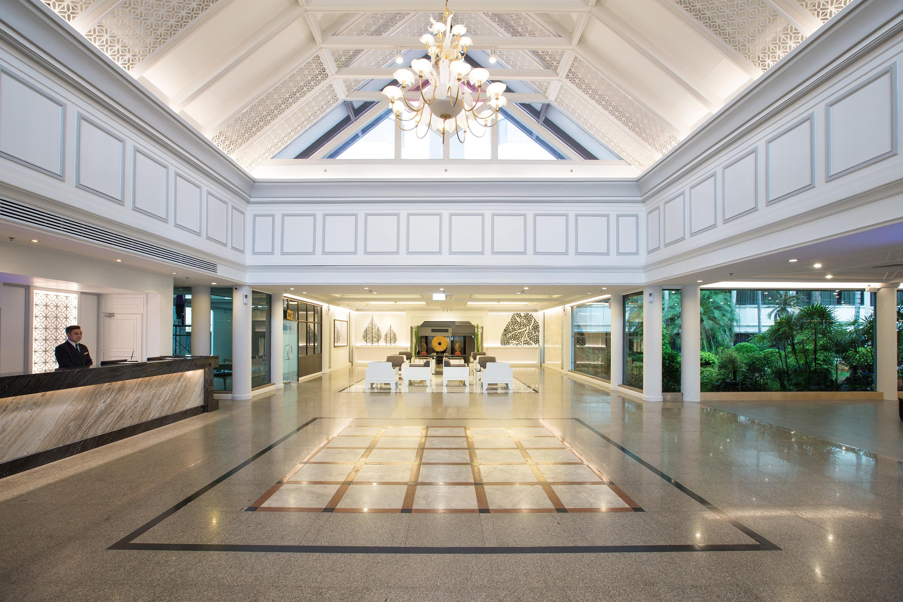 The Imperial Hotel & Convention Centre Phitsanulok Bagian luar foto