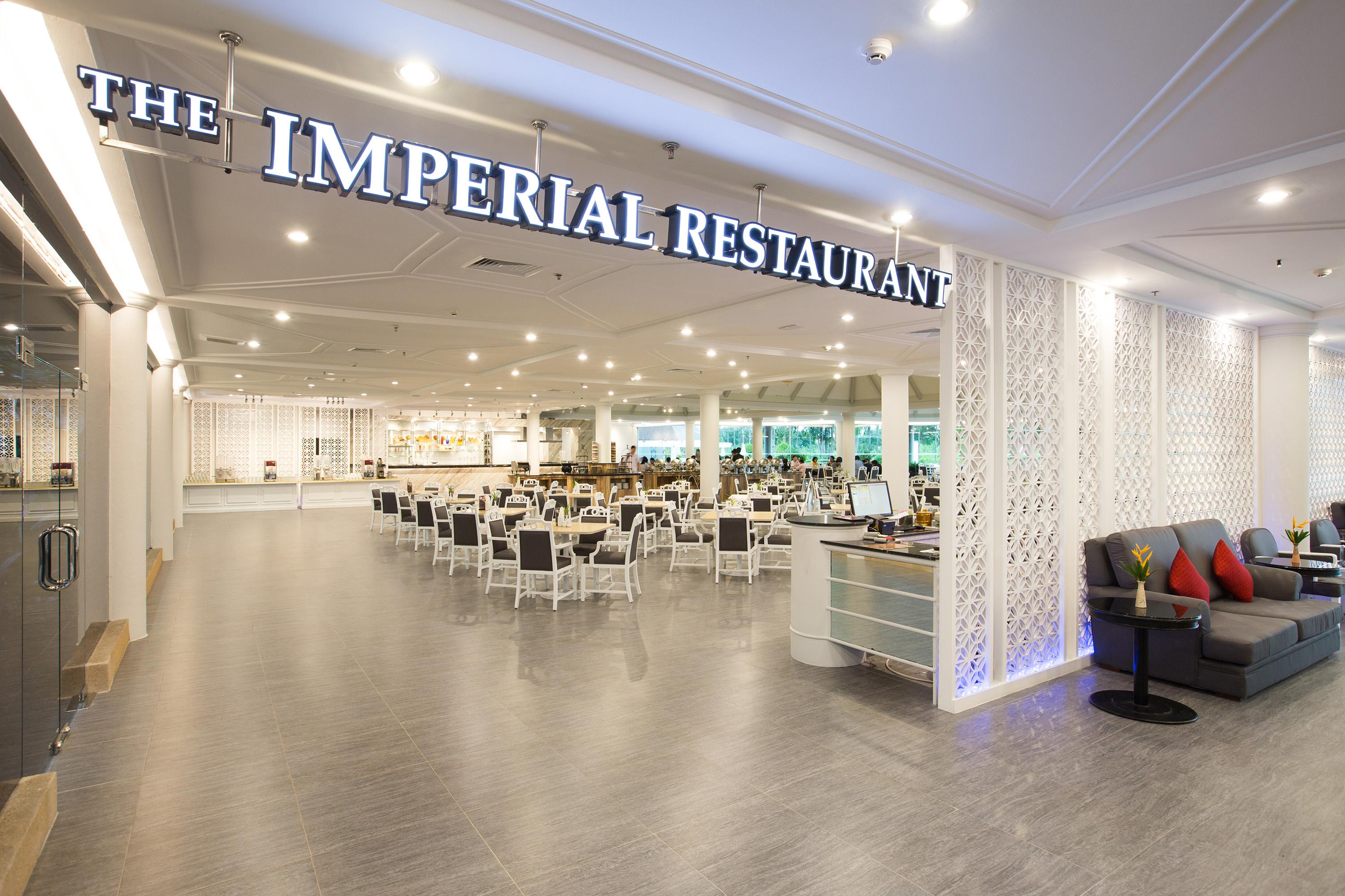 The Imperial Hotel & Convention Centre Phitsanulok Bagian luar foto