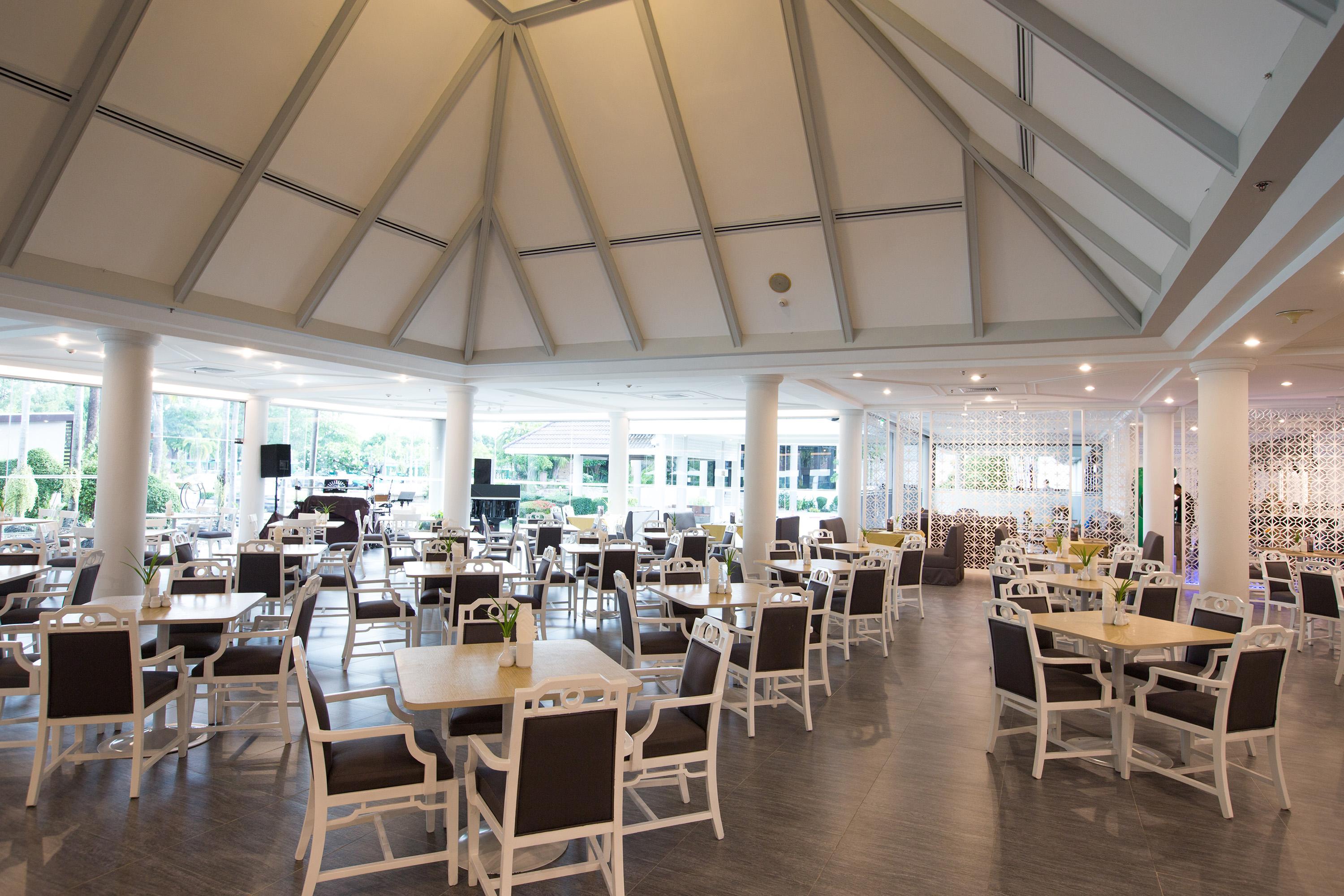 The Imperial Hotel & Convention Centre Phitsanulok Bagian luar foto