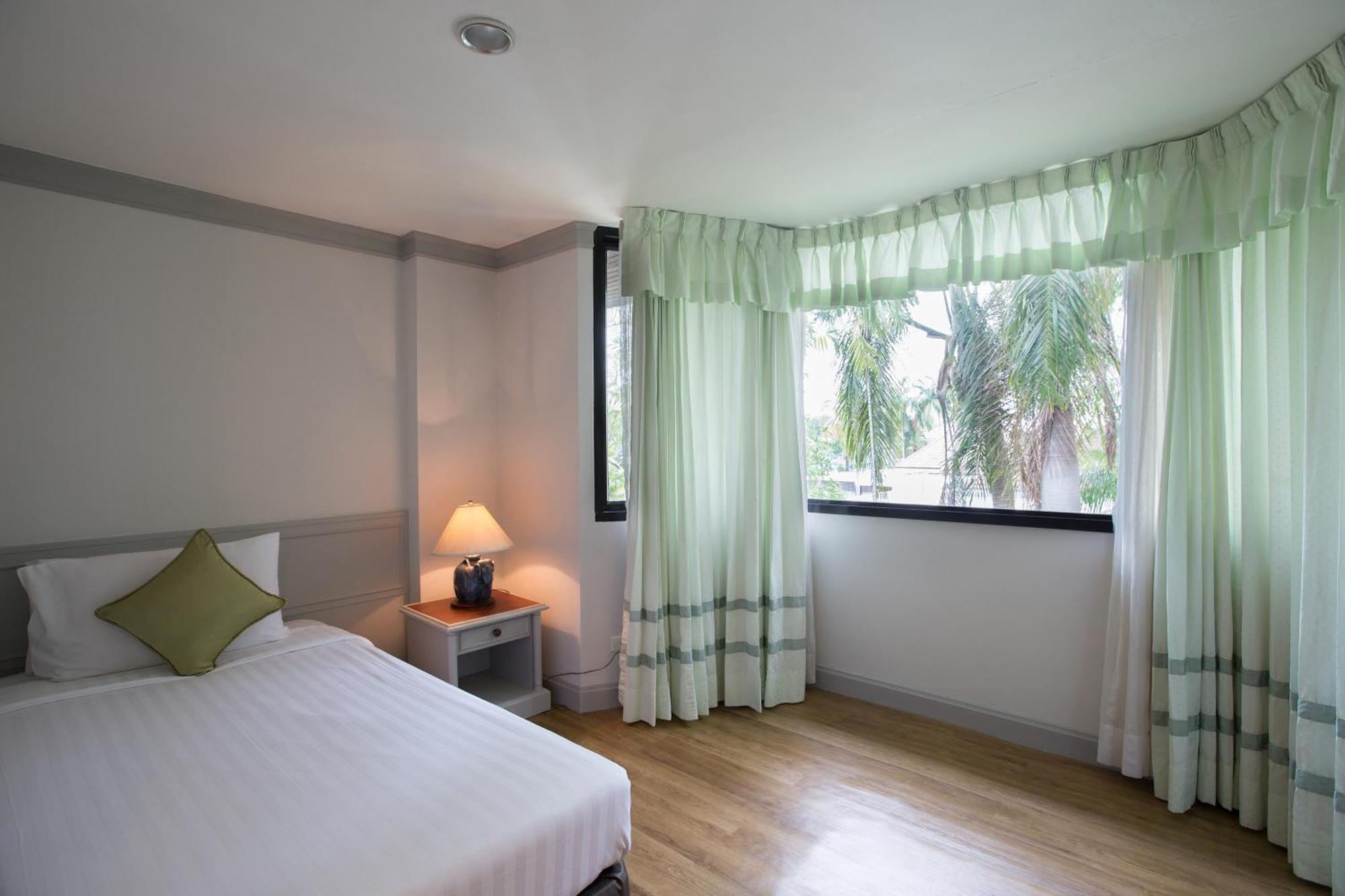 The Imperial Hotel & Convention Centre Phitsanulok Bagian luar foto