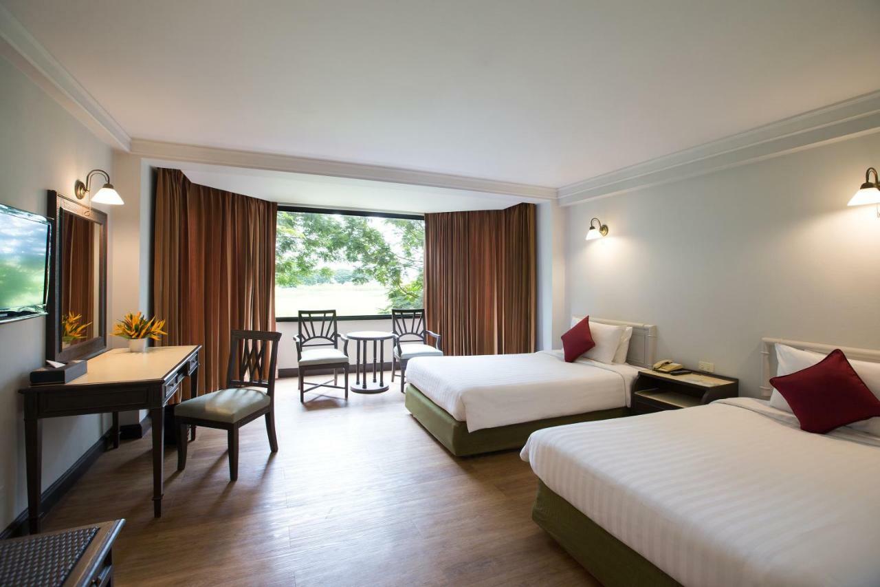 The Imperial Hotel & Convention Centre Phitsanulok Bagian luar foto